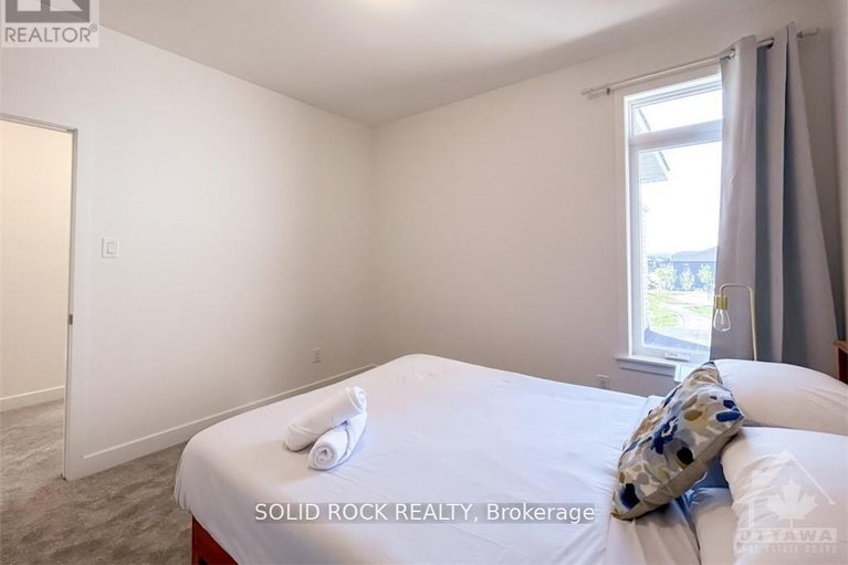 29326941/764-ovation-grove/leitrim/ottawa/ontario/K1T3X1_17