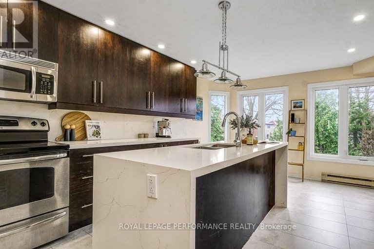 29619471/2d-4-columbus-avenue/overbrook/ottawa/ontario/K1K1R3_4