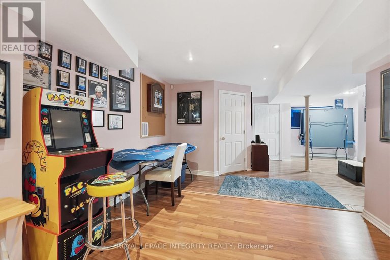 29580864/127-stoney-pond-court/stittsville-north/ottawa/ontario/K2S2E6_34