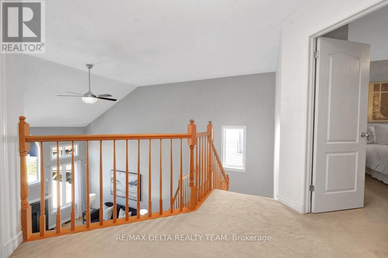 28971561/1969-schroeder-crescent/springridgeeast-village/ottawa/ontario/K4A4P7_24