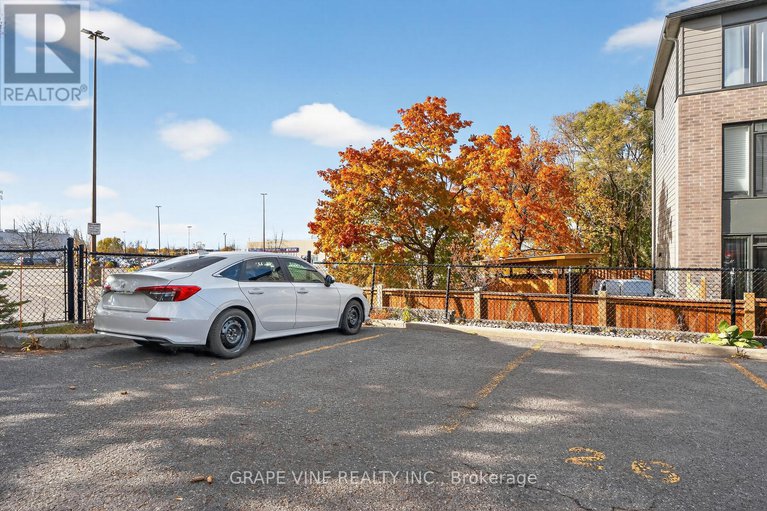 29082049/301u-1921-st-joseph-boulevard/convent-glen-south/ottawa/ontario/K1C0A3_5