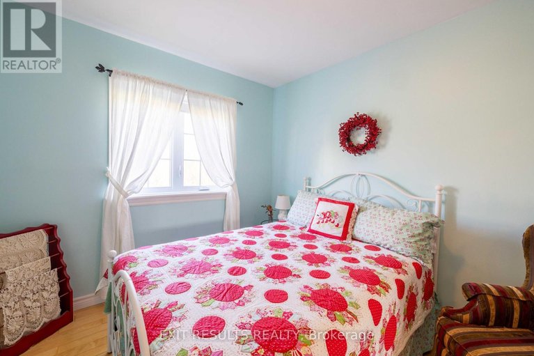 29673655/8-ravary-street/champlain-twp/champlain/ontario/K0B1K0_16