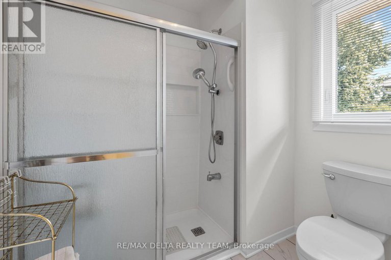 29580108/11-garand-place/urbandale-acres/ottawa/ontario/K1H8M1_28