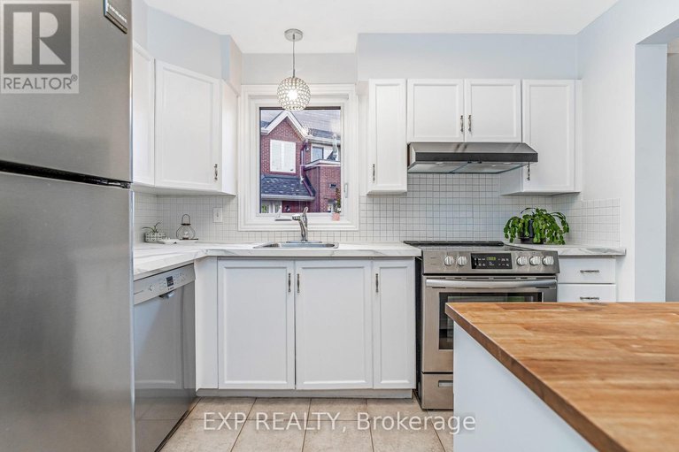 29067657/104-1820-marsala-crescent/fallingbrookpineridge/ottawa/ontario/K4A2E7_12