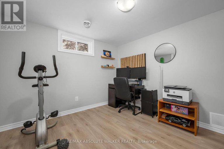 28655528/2477-merivale-road/rideau-heightsashdalerideau-glen/ottawa/ontario/K2C3H1_27