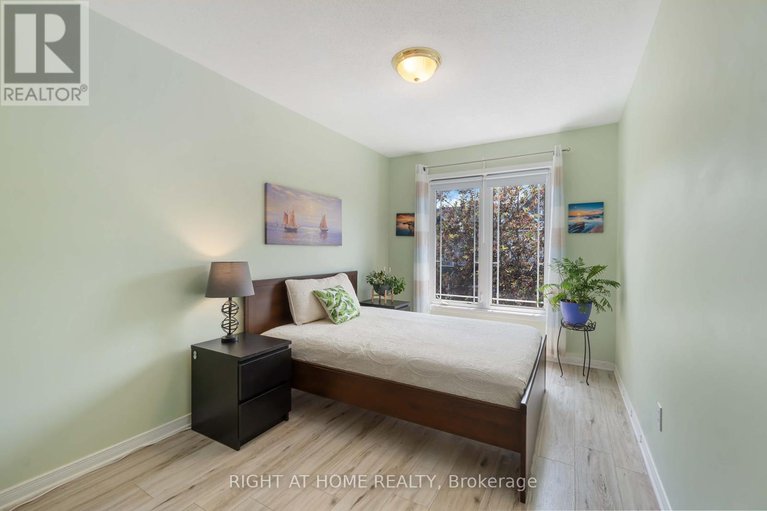 28479510/333-hillsboro-private/emerald-meadowstrailwest/ottawa/ontario/K2M3B2_12