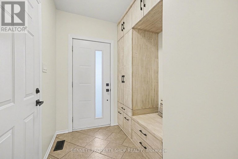 29450115/49-forget-street/embrun/russell/ontario/K0A1W0_2