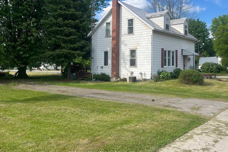 28341063/37-main-street/south-stormont-osnabruck-twp/south-stormont/ontario/K0C1Y0_1