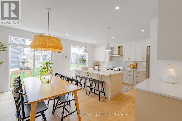 28698109/2055-wanderer-avenue/mahogany-community/ottawa/ontario/K4M0W9_24