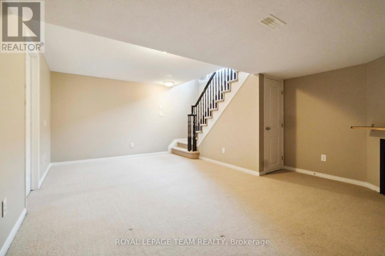 28627501/910-caldermill-private/stonebridge/ottawa/ontario/K2J0Z7_25