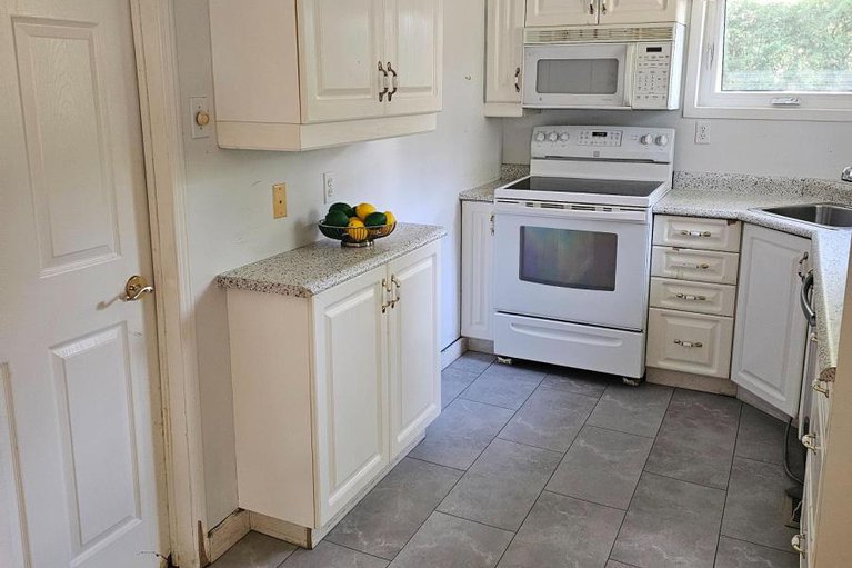 29141806/155-macmillan-lane/constance-bay/ottawa/ontario/K0A3M0_13