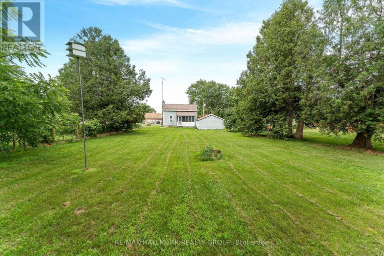 28602450/5-nelson-street/finch/north-stormont/ontario/K0C1K0_16