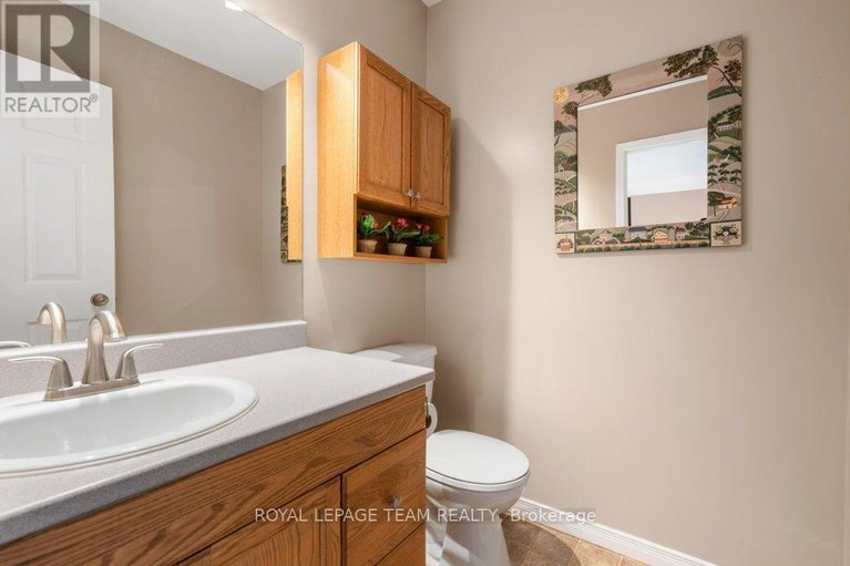 29675450/15065-concession-3-4-road/finch/north-stormont/ontario/K0C1K0_21