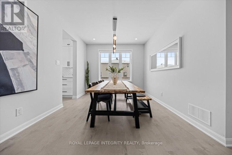 29407570/101-darleux-place/mahogany-community/ottawa/ontario/K4M0M7_18