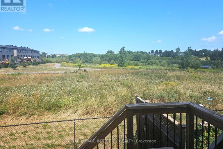 28738555/218-catamount-court/emerald-meadowstrailwest/ottawa/ontario/K2M0A9_4