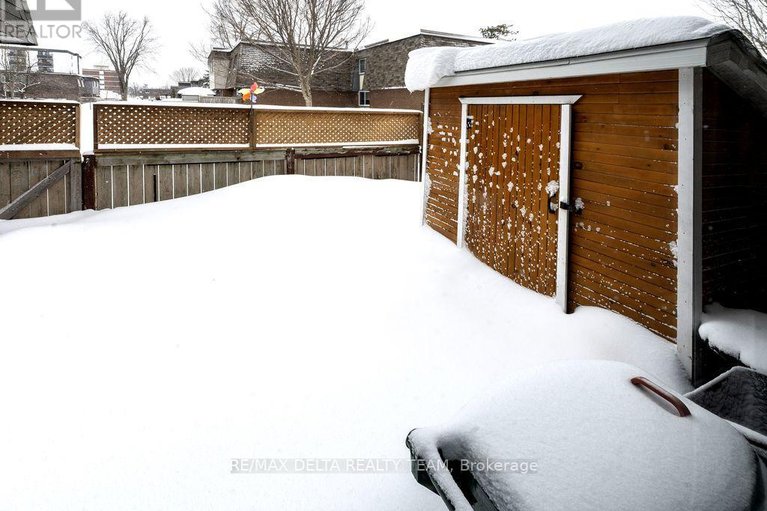 29179662/3024-fairlea-crescent/heron-gateindustrial-park/ottawa/ontario/K1V8T7_24