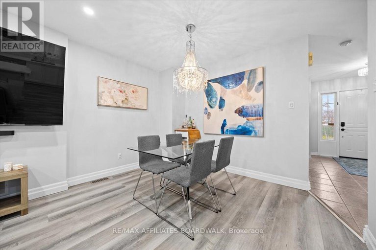 29123798/34-woodgate-way/longfields/ottawa/ontario/K2J4C9_4