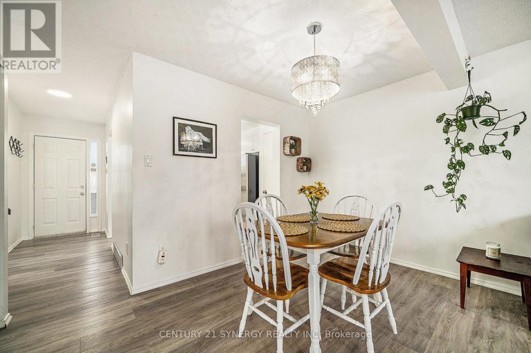 29249718/46-7-glencoe-street/arlington-woods/ottawa/ontario/K2H8S5_7