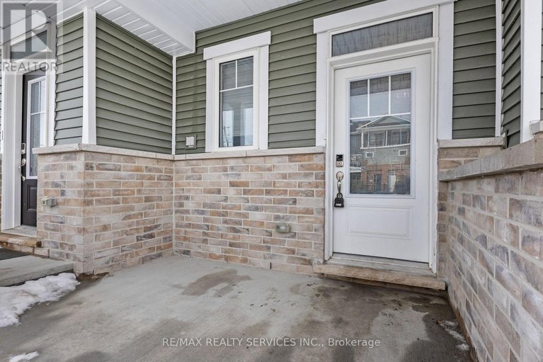 29447721/724-rouncey-road/emerald-meadowstrailwest/ottawa/ontario/K2S1B6_5