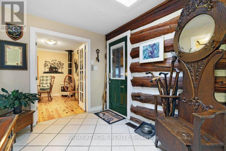 28646324/120-burgess-drive/drummondnorth-elmsley-north-elmsley-twp/drummondnorth-elmsley/ontario/K7H3C5_12