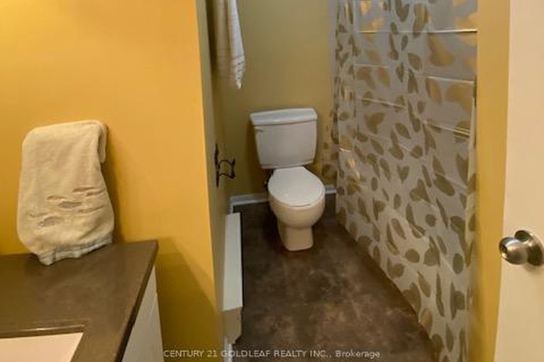 29241768/11-1342-cedarcroft-crescent/pineview/ottawa/ontario/K1B5C8_23