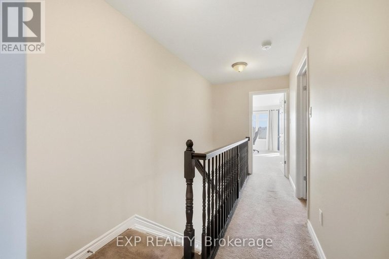 29674702/2-2224-marble-crescent/town-of-rockland/clarence-rockland/ontario/K4K0G9_18