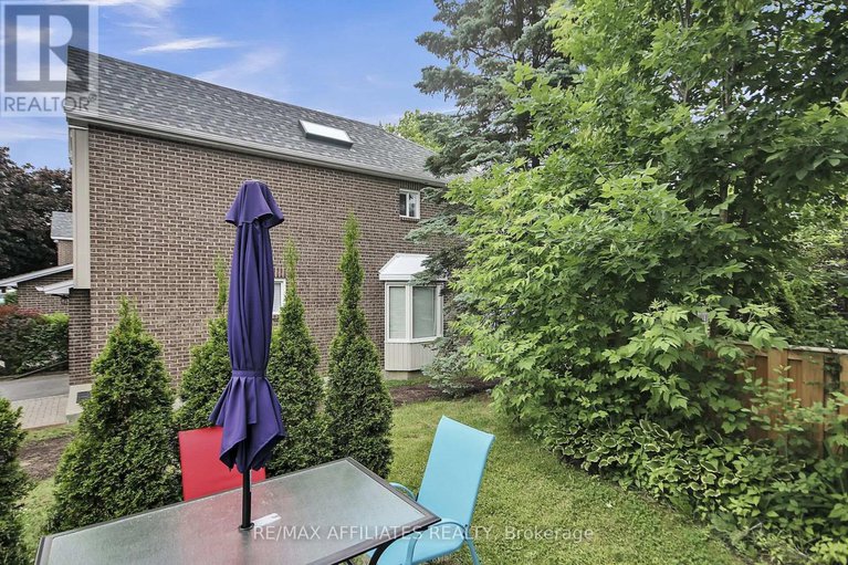 28900037/f-15-vanessa-terrace/pheasant-run/ottawa/ontario/K2J3K5_21