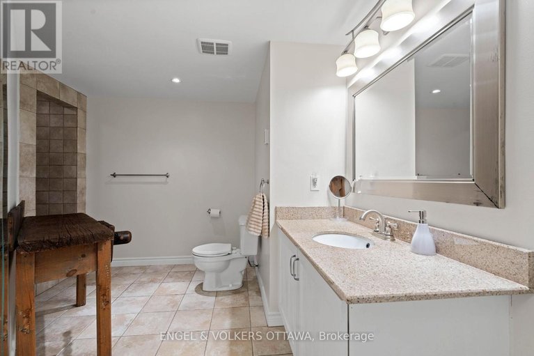 29479998/207-10-main-street/ottawa-east/ottawa/ontario/K1S1M9_13