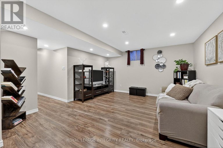 29121149/317-river-landing-avenue/half-moon-bay/ottawa/ontario/K2J3V4_36