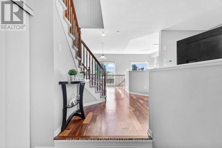 28904240/132-dahlia-street/town-of-rockland/clarence-rockland/ontario/K4K0G1_13