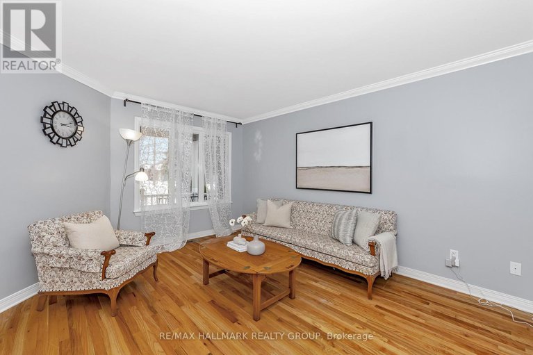 28355688/63-newborough-crescent/barrhaven-east/ottawa/ontario/K2G6A5_2