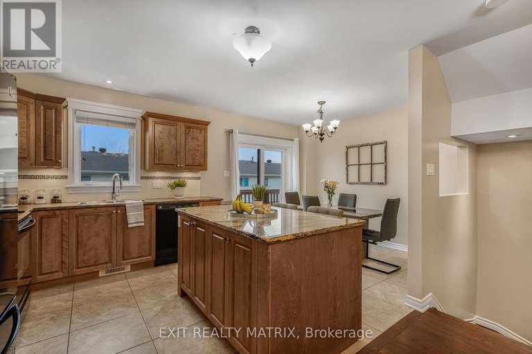 29684349/111-brilia-private/beacon-hill-south/ottawa/ontario/K1J0B7_12