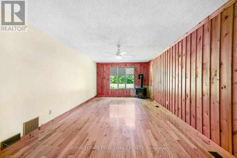 28720304/3050-merwin-lane/augusta-twp/augusta/ontario/K0E1T1_14