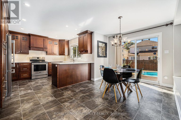 28906103/10-maybrook-place/barrhaven-east/ottawa/ontario/K2G6H6_13