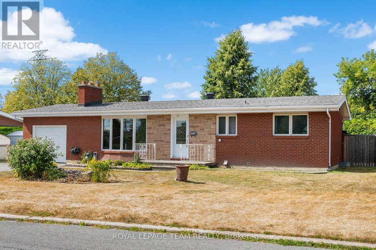 28790209/5-spring-garden-avenue/meadowlandscrestview/ottawa/ontario/K2G3B1_2