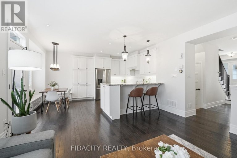 29642317/374-gallantry-way/stittsville-north/ottawa/ontario/K2S0R1_8