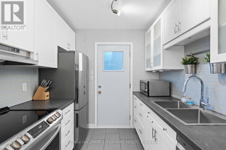 29055171/43-115-renova-private/riverview-park/ottawa/ontario/K1G4C7_12