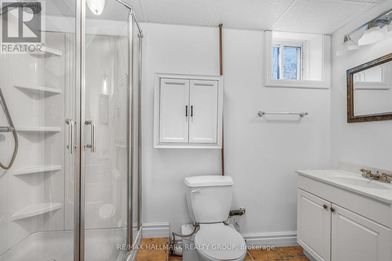 29643565/1-clarence-court/clarencerockland-twp/clarence-rockland/ontario/K4K1K7_24