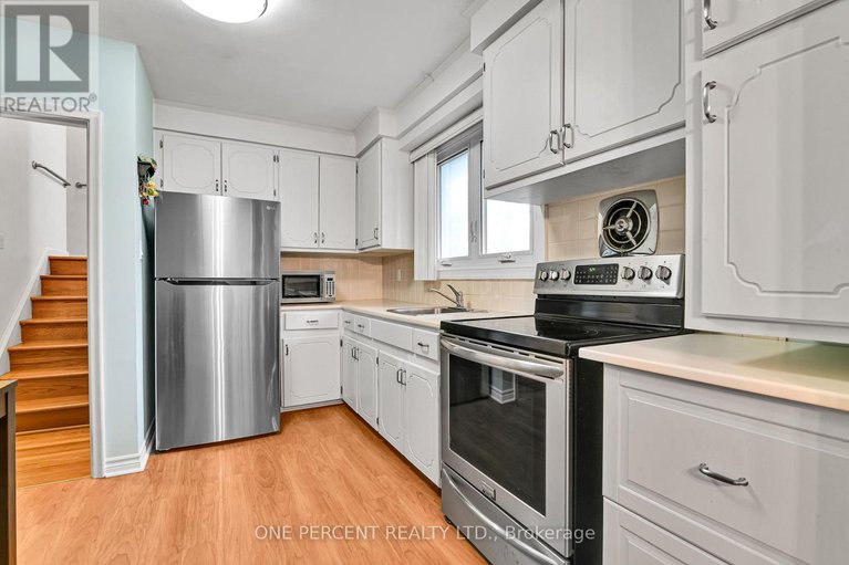 28647610/1244-joyce-crescent/bel-air-heights/ottawa/ontario/K2C2M9_14