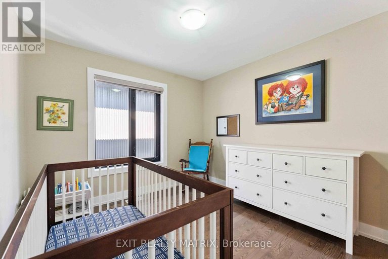 29542227/97-queen-mary-street/overbrookcastle-heights/ottawa/ontario/K1K1X6_22