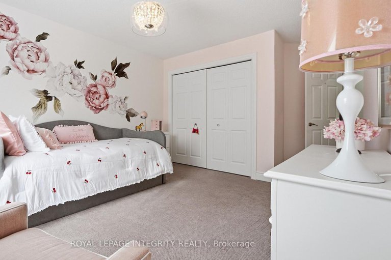 29430717/20-farmfield-crescent/emerald-meadowstrailwest/ottawa/ontario/K2M2S9_37