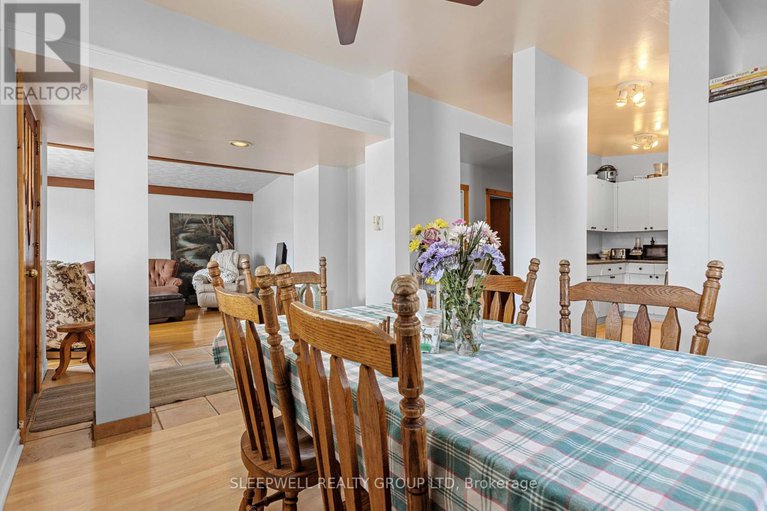 28279892/844-norton-avenue/queensway-terrace-north/ottawa/ontario/K2B5P6_10
