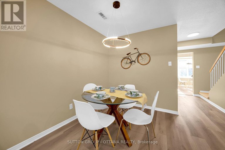 28809858/6325-tealwood-place/chapel-hill/ottawa/ontario/K1C7J9_8