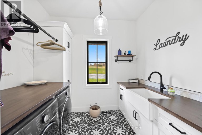 29416154/5-shoreside-way/augusta-twp/augusta/ontario/K6V5T1_35