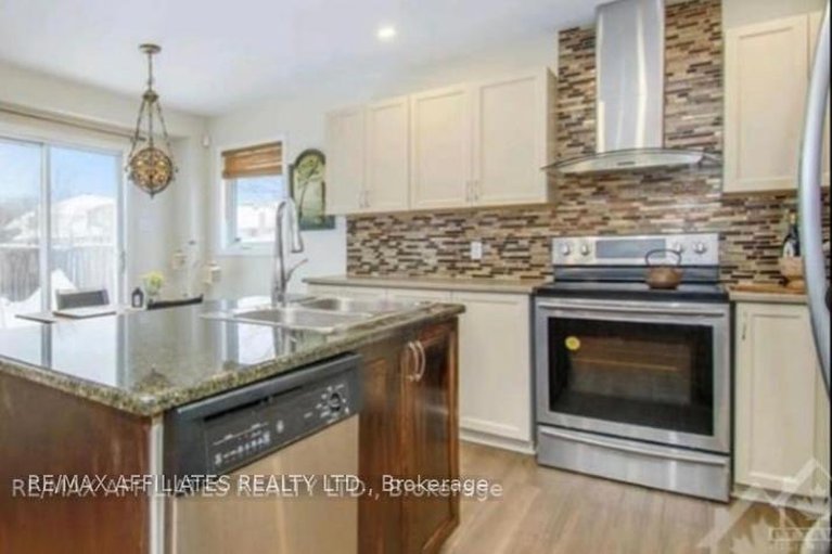 28843087/1040-capreol-street/avalon-east/ottawa/ontario/K4A4Z9_4
