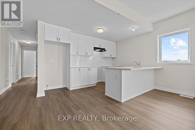 29350823/614-tobiano-private/stittsville-south/ottawa/ontario/K0A2Z0_9