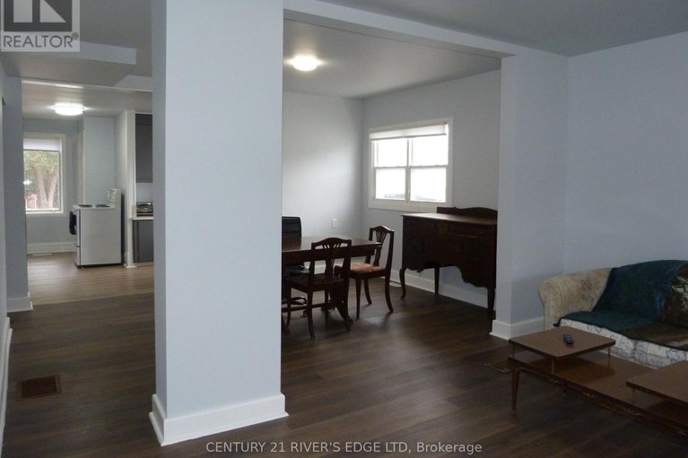 29482803/24-brouse-drive/iroquois/south-dundas/ontario/K0E1K0_16