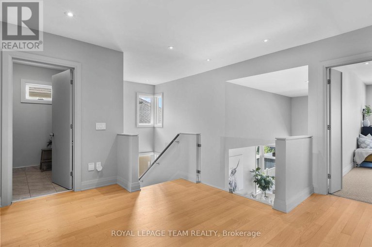 28584375/304-long-acres-street/bridlewood/ottawa/ontario/K2M0H1_25