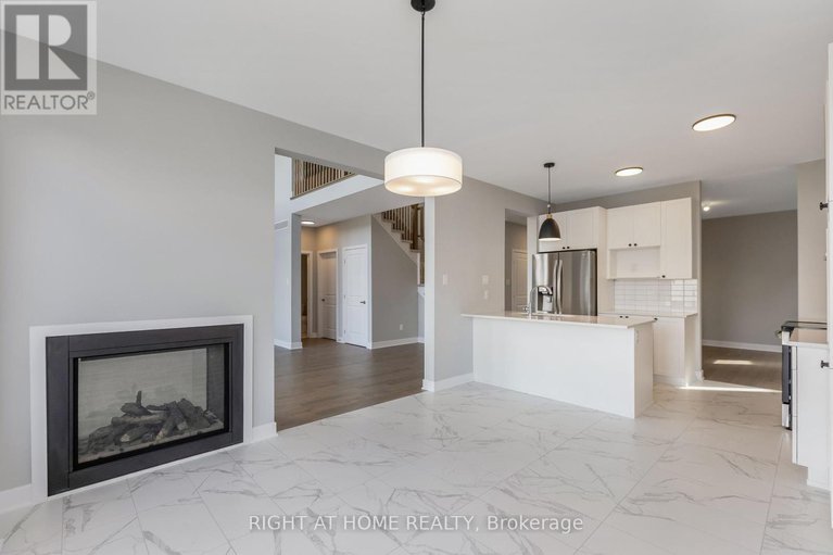 28455022/584-paakanaak-avenue/blossom-parkkemp-parkfindlay-creek/ottawa/ontario/K1X0J6_23