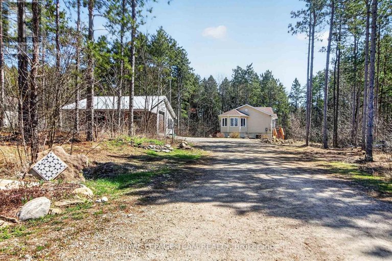 29639419/130-station-road/drummondnorth-elmsley-north-elmsley-twp/drummondnorth-elmsley/ontario/K7A4S4_34